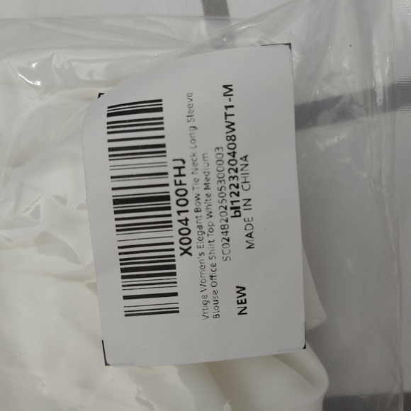 White Long Sleeve Bow Tie Neck Blouse - Picture 8 of 8